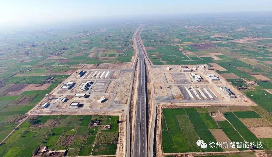 新路科技滑模機攻堅克難創(chuàng)佳績，中鐵二十局海外工程再獲好評！